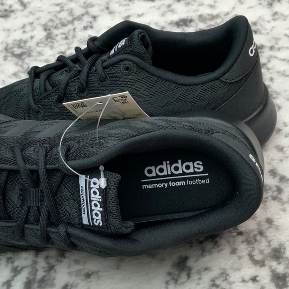 NIB Adidas QT Racer women’s running shoes - Picture 6 of 8